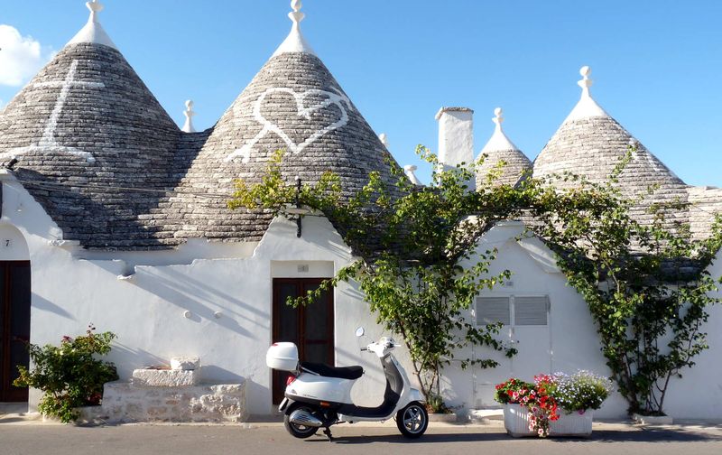 Труллы в Италии