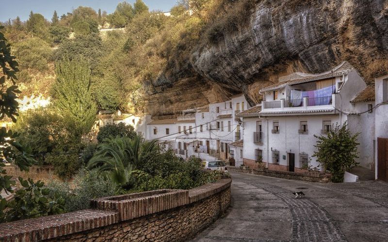 Деревня Сетениль-де-лас-Бодегас, провинция Кадис