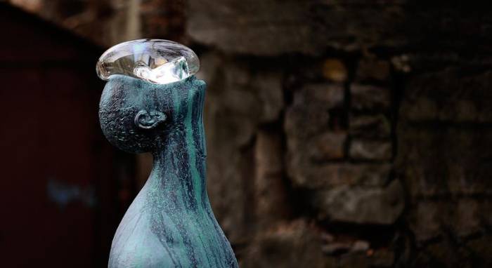 Статуя «Дождь» в Киеве