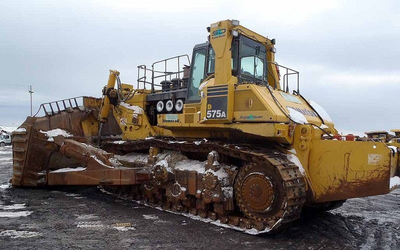 Самый тяжелый: Komatsu D575A