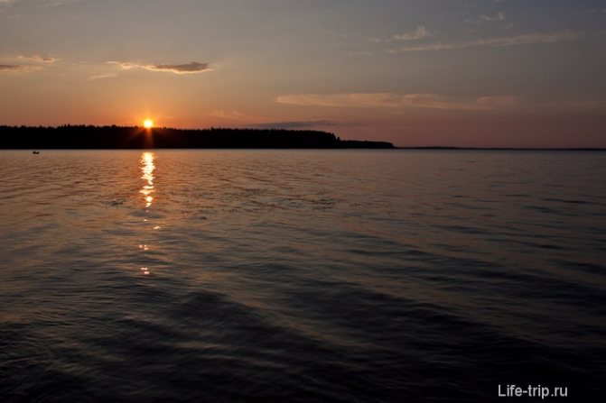 Закат. Озеро Волго.