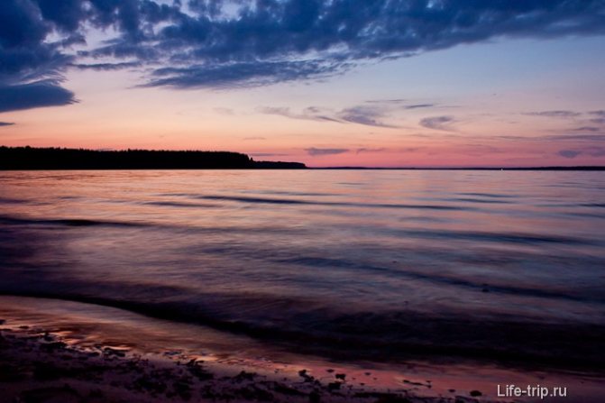 Закат. Озеро Волго.